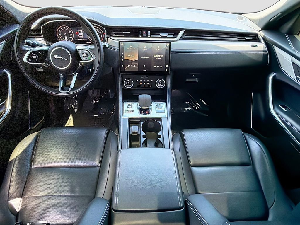 Used 2025 Jaguar F-PACE R-Dynamic S AWD/4WD image 16