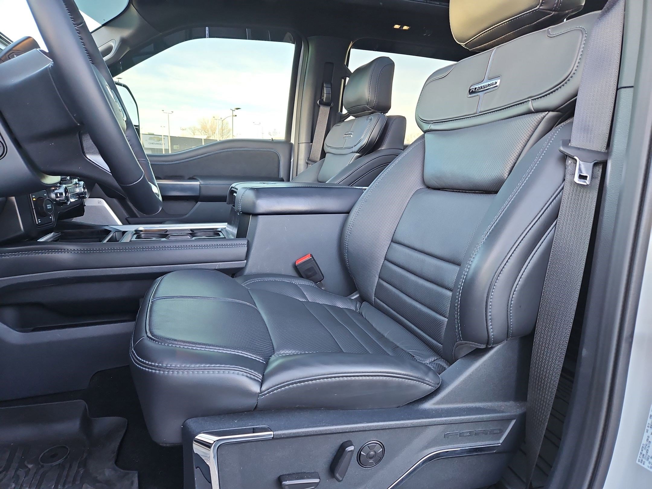 Used 2026 Ford F350 Platinum image 17