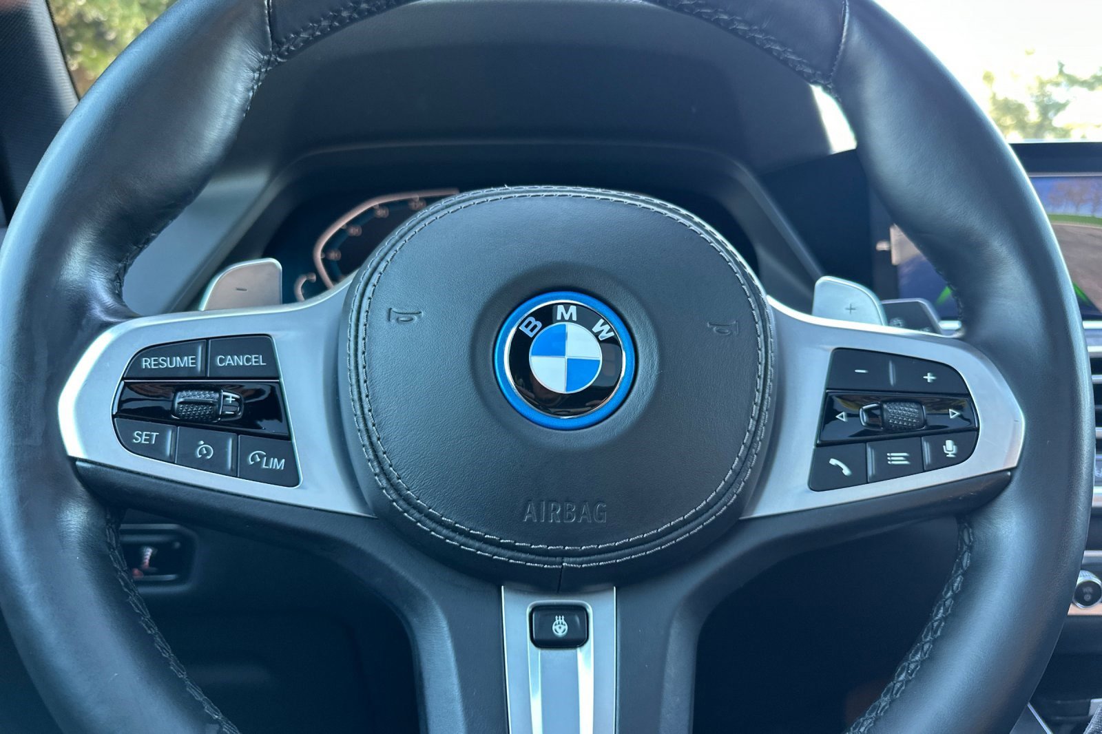 Used 2022 BMW X5 xDrive45e w/ M Sport Package image 29