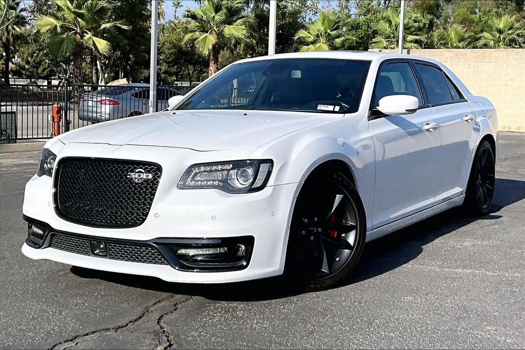 Used 2023 Chrysler 300 C RWD image 2
