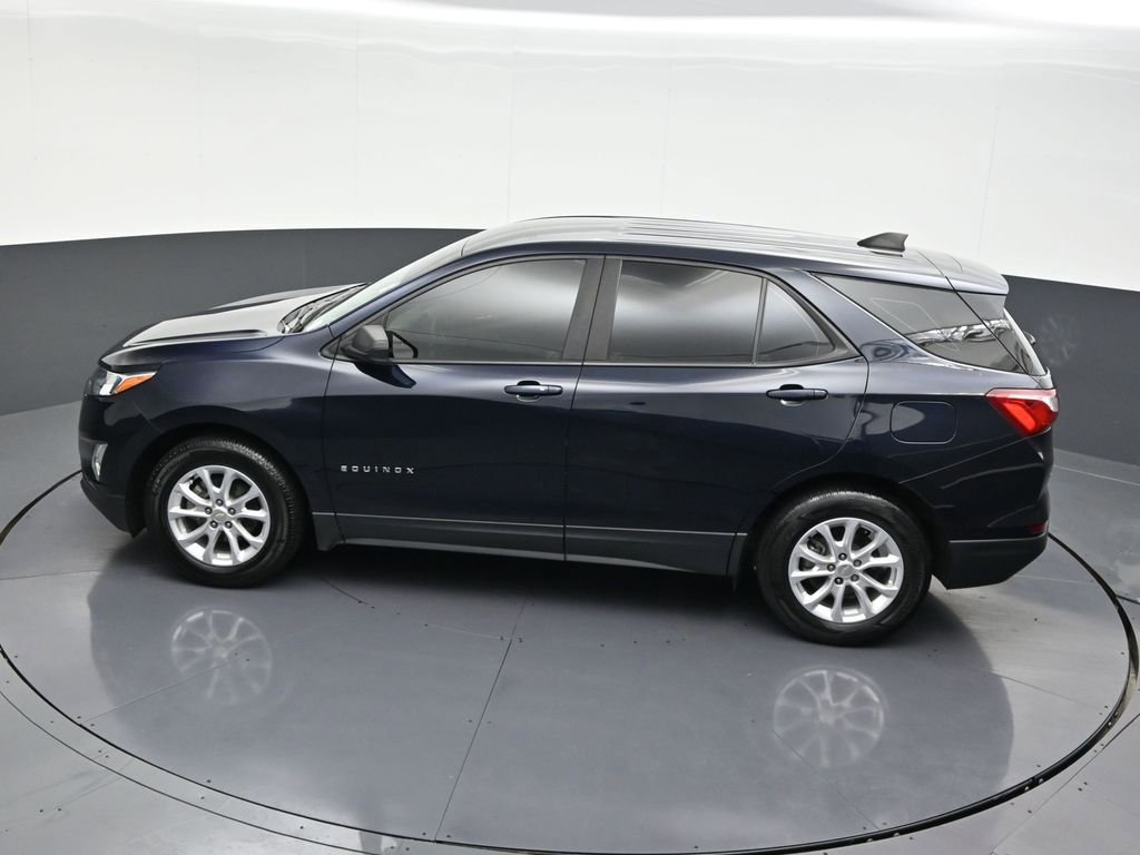 Used 2021 Chevrolet Equinox LS image 17