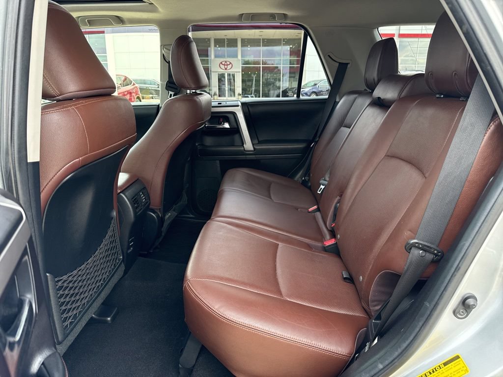 Used 2014 Toyota 4Runner Limited AWD/4WD image 10