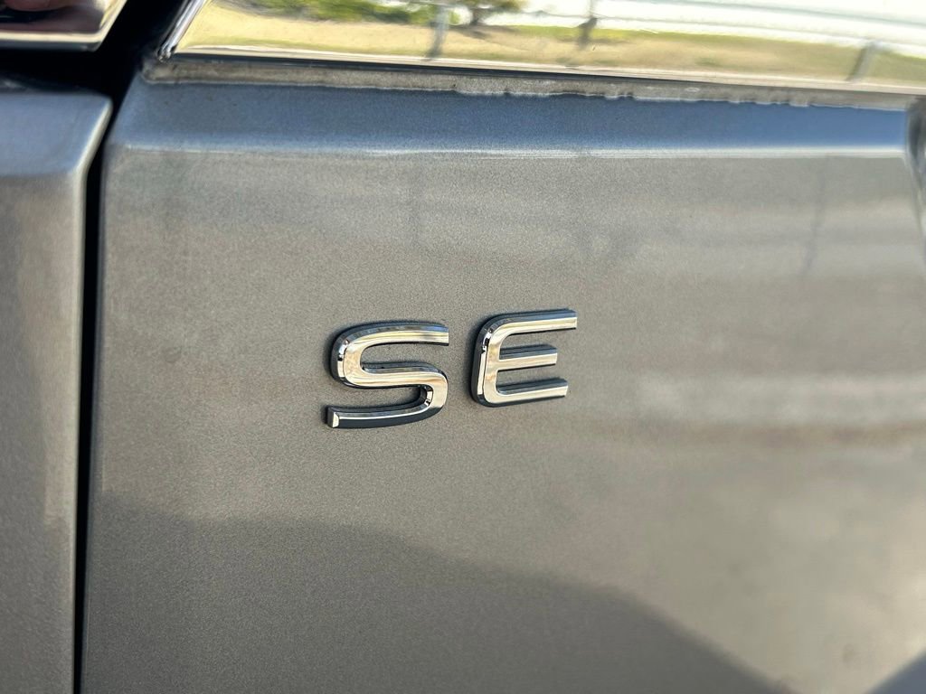 Certified 2022 Volkswagen Atlas SE image 49