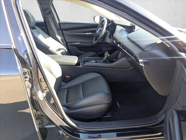 Used 2024 MAZDA MAZDA3 s image 19