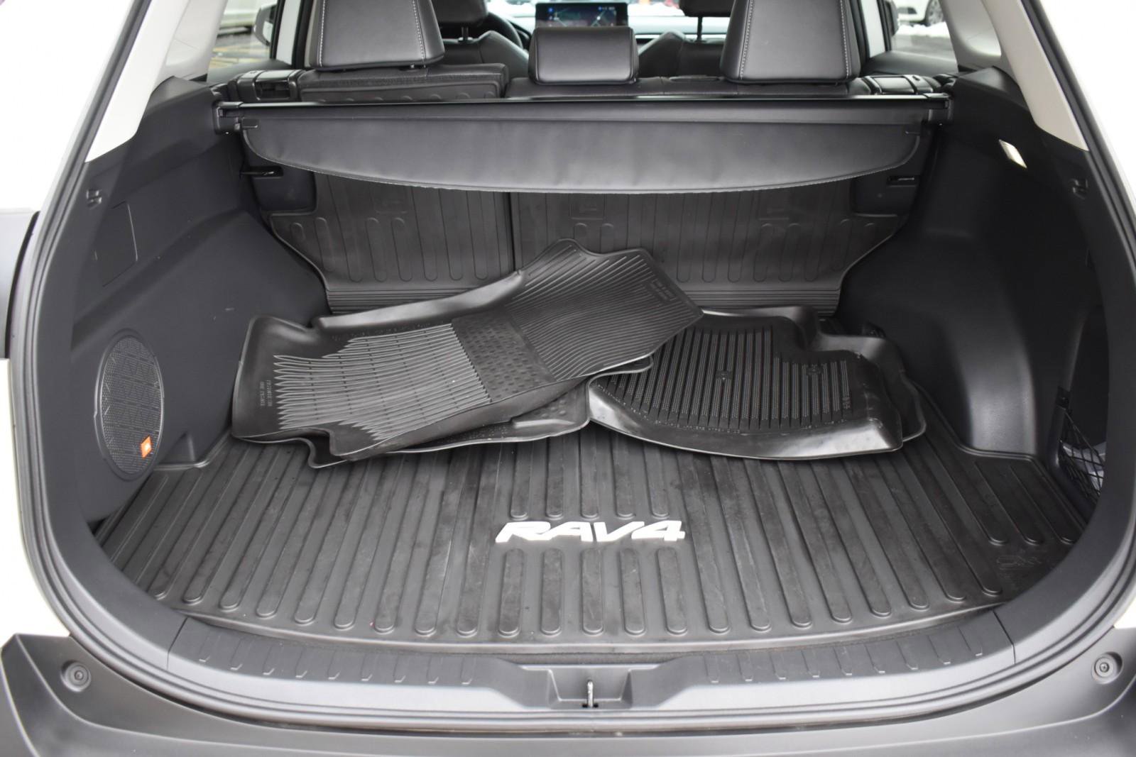 Used 2023 Toyota RAV4 Limited image 44