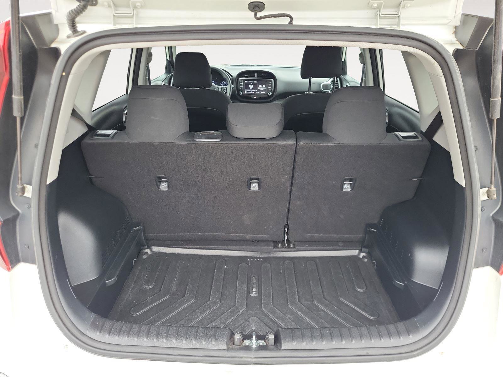 Used 2022 Kia Soul LX w/ Technology Package image 20