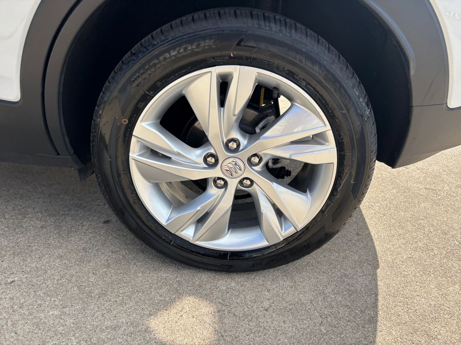 Used 2025 Buick Encore GX Preferred image 29