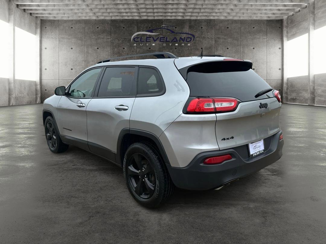 Used 2017 Jeep Cherokee High Altitude image 5