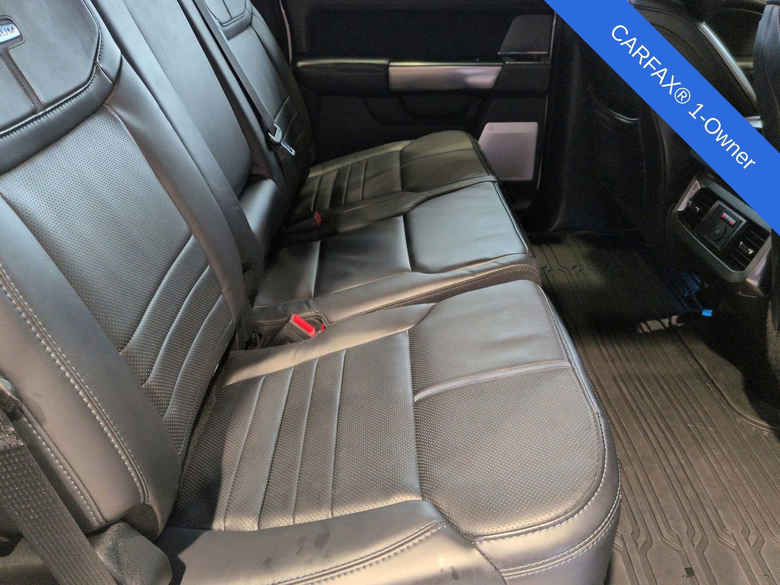 Used 2025 Ford F350 Platinum w/ FX4 Off-Road Package image 25