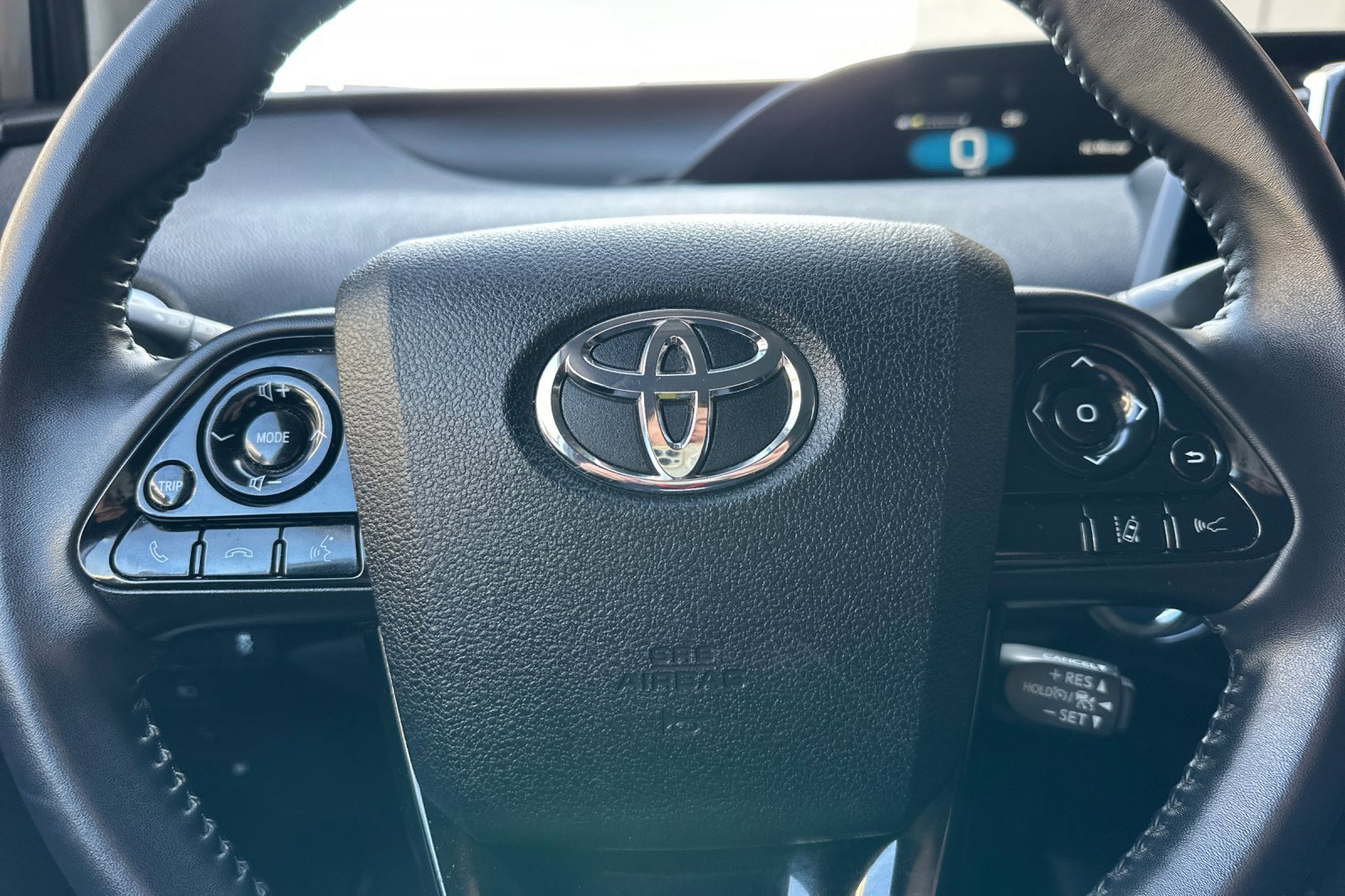 Used 2021 Toyota Prius Prime XLE image 31