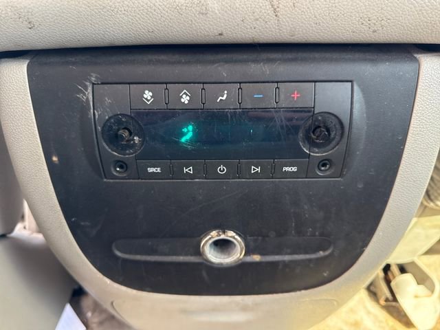 Used 2007 Chevrolet Suburban LT image 23