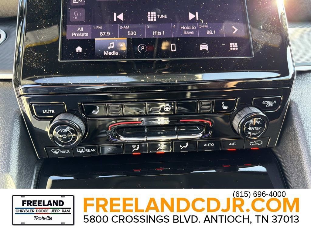 New 2025 Jeep Grand Cherokee 4WD image 26