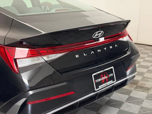New 2026 Hyundai Elantra SEL Sport Premium FWD image 8