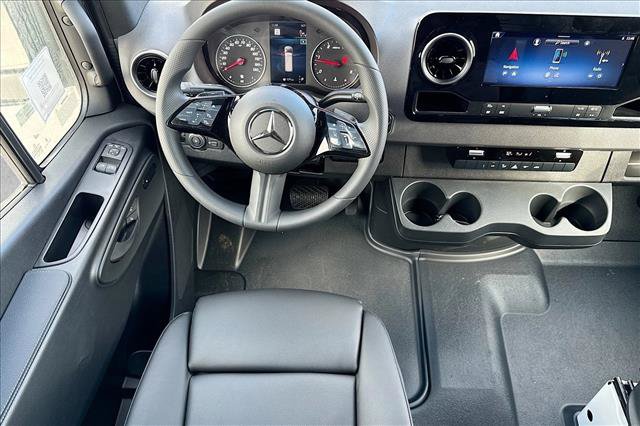 New 2026 Mercedes-Benz Sprinter 2500 image 19