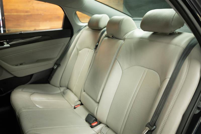 Used 2015 Hyundai Sonata Limited w/ Option Group 05 image 12