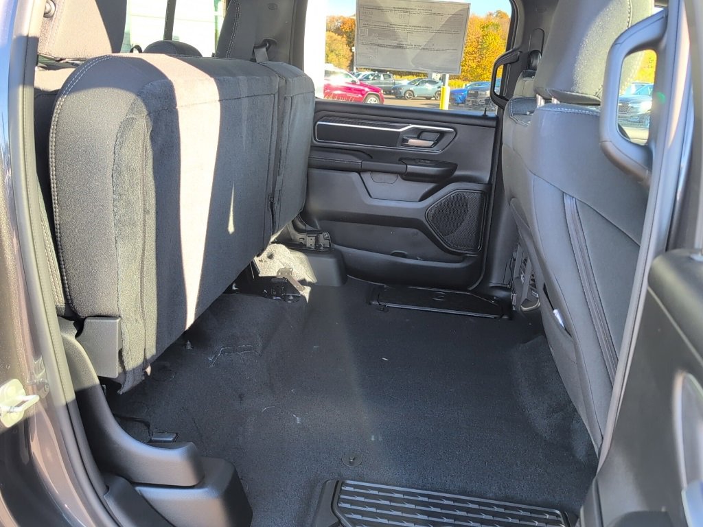 New 2026 RAM 1500 4x4 Crew Cab image 13