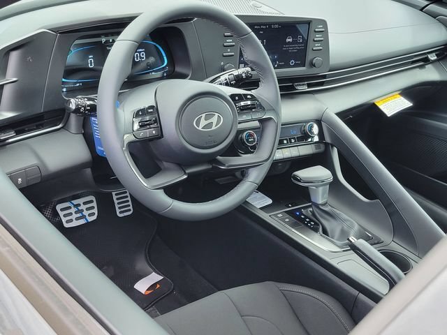 New 2026 Hyundai Elantra Sport FWD image 5