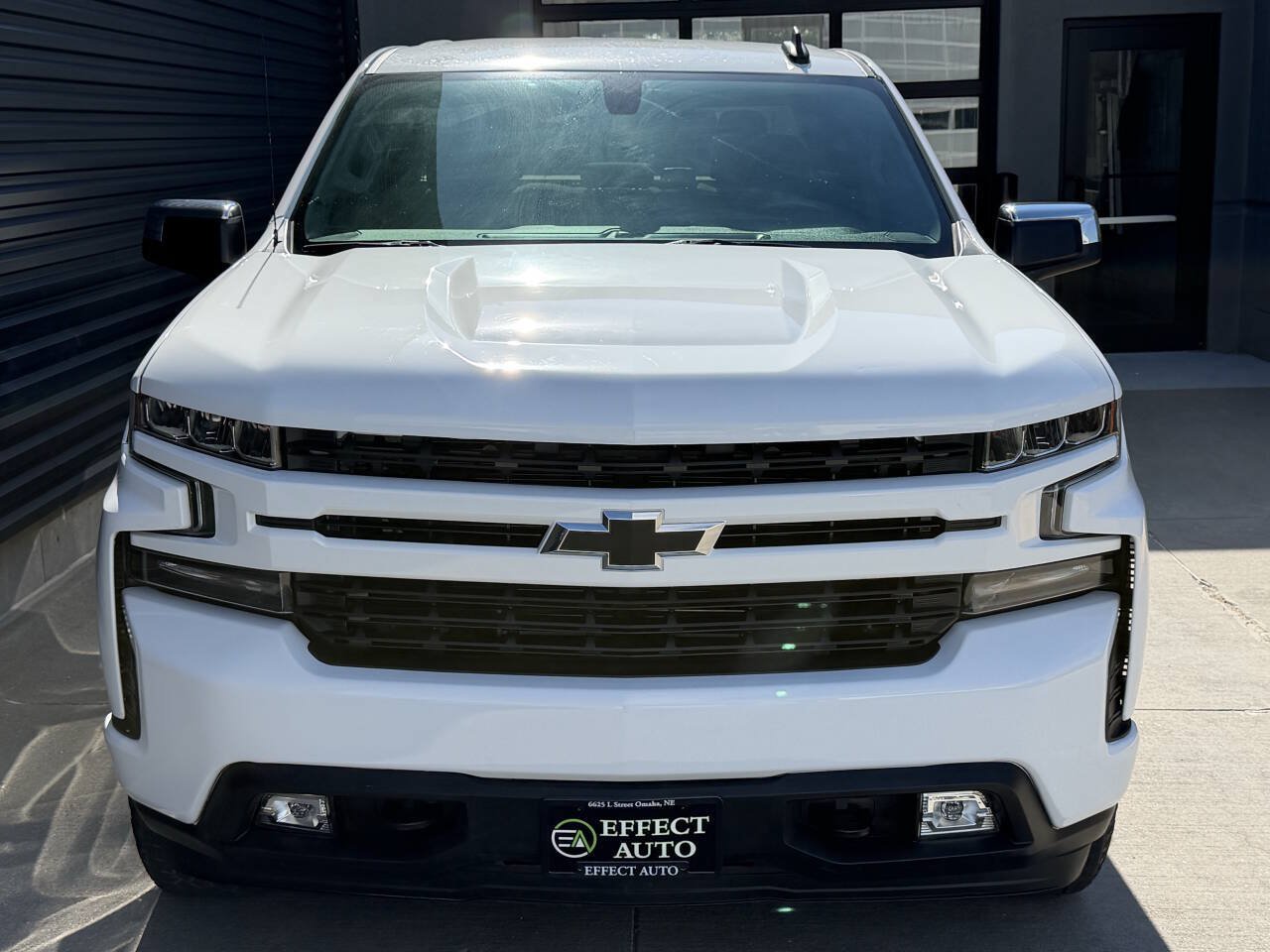 Used 2020 Chevrolet Silverado 1500 RST w/ RST Value Package AWD/4WD image 4
