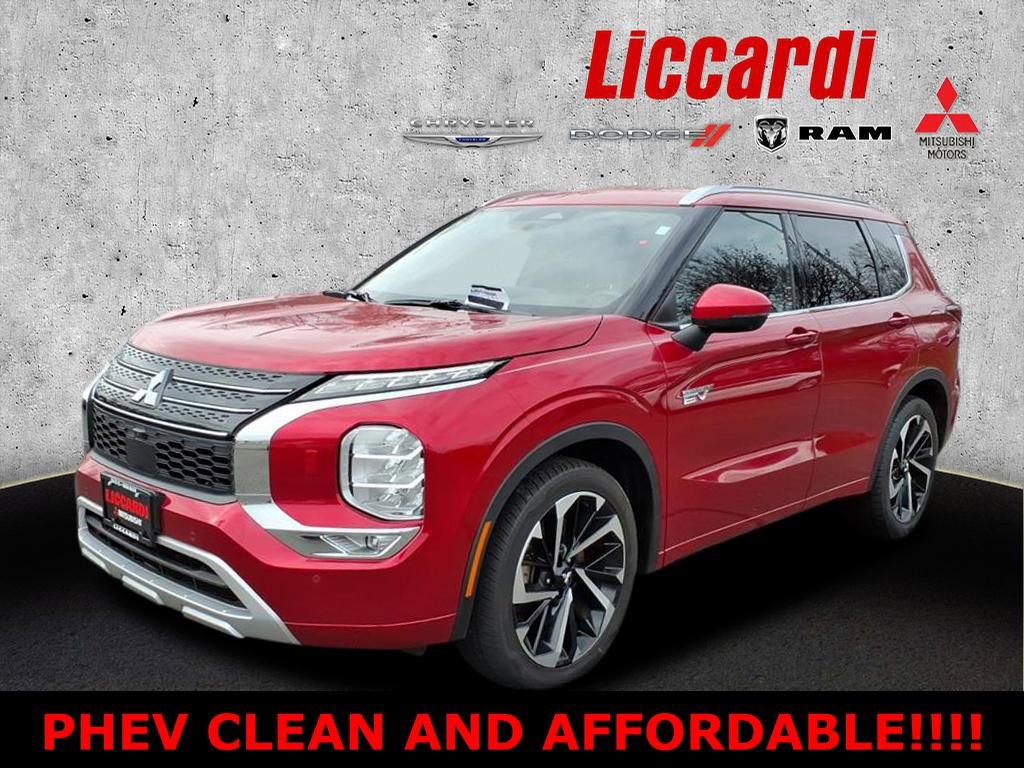 Used 2023 Mitsubishi Outlander SEL 40th Anniversary AWD/4WD image 3