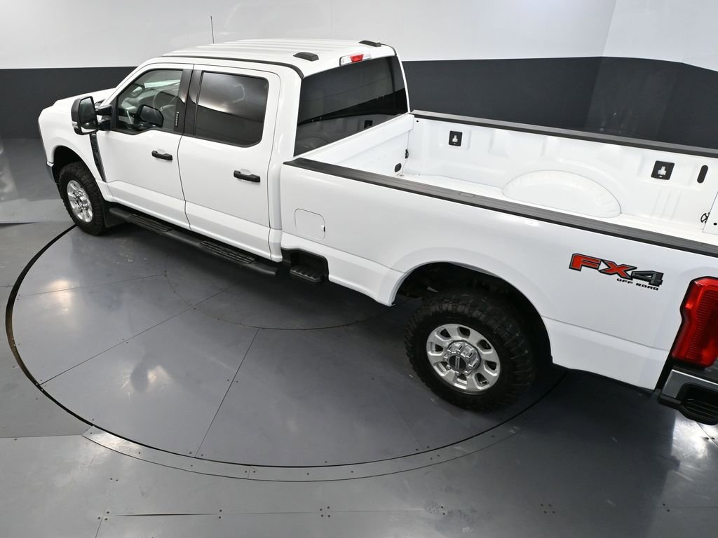 Used 2023 Ford F350 XLT w/ FX4 Off-Road Package image 53