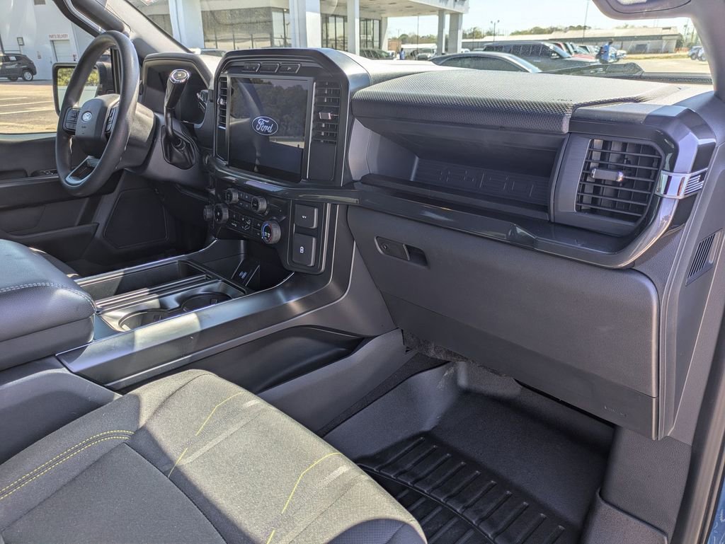 Used 2024 Ford F150 STX image 32
