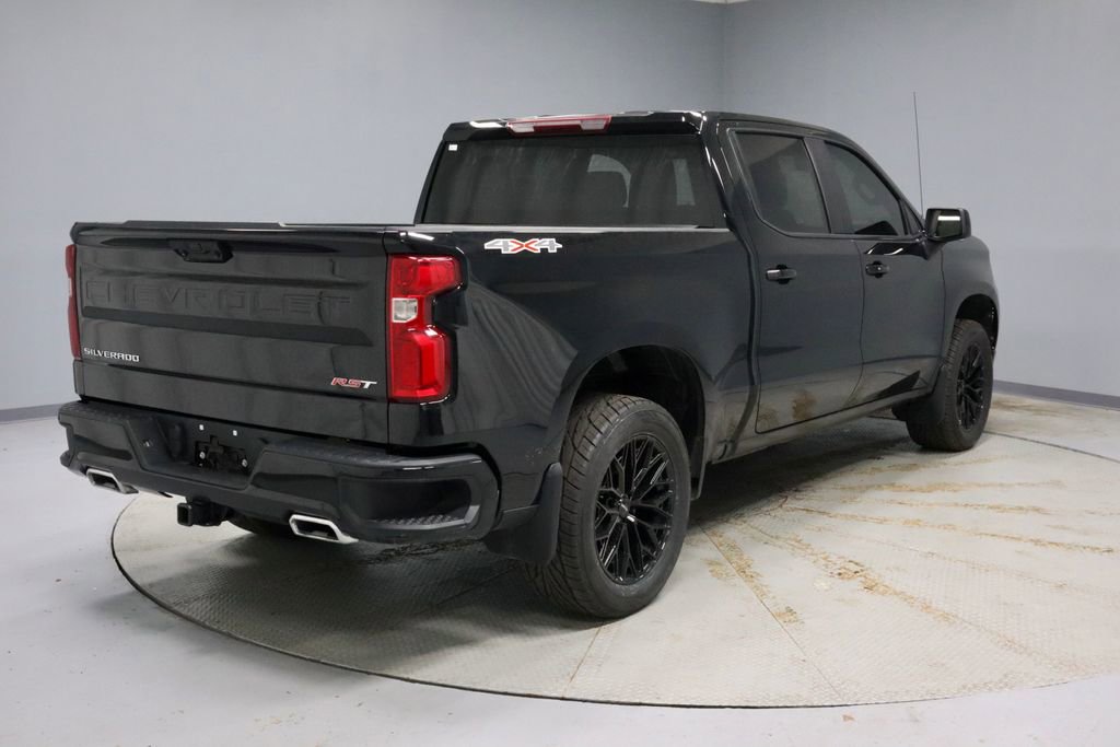 Used 2023 Chevrolet Silverado 1500 RST AWD/4WD image 10