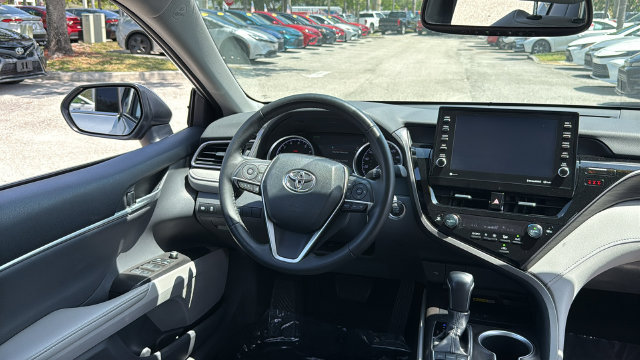 Used 2023 Toyota Camry XLE FWD image 13