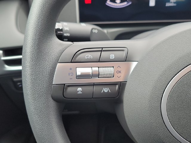 Used 2026 Hyundai Tucson SE FWD image 24