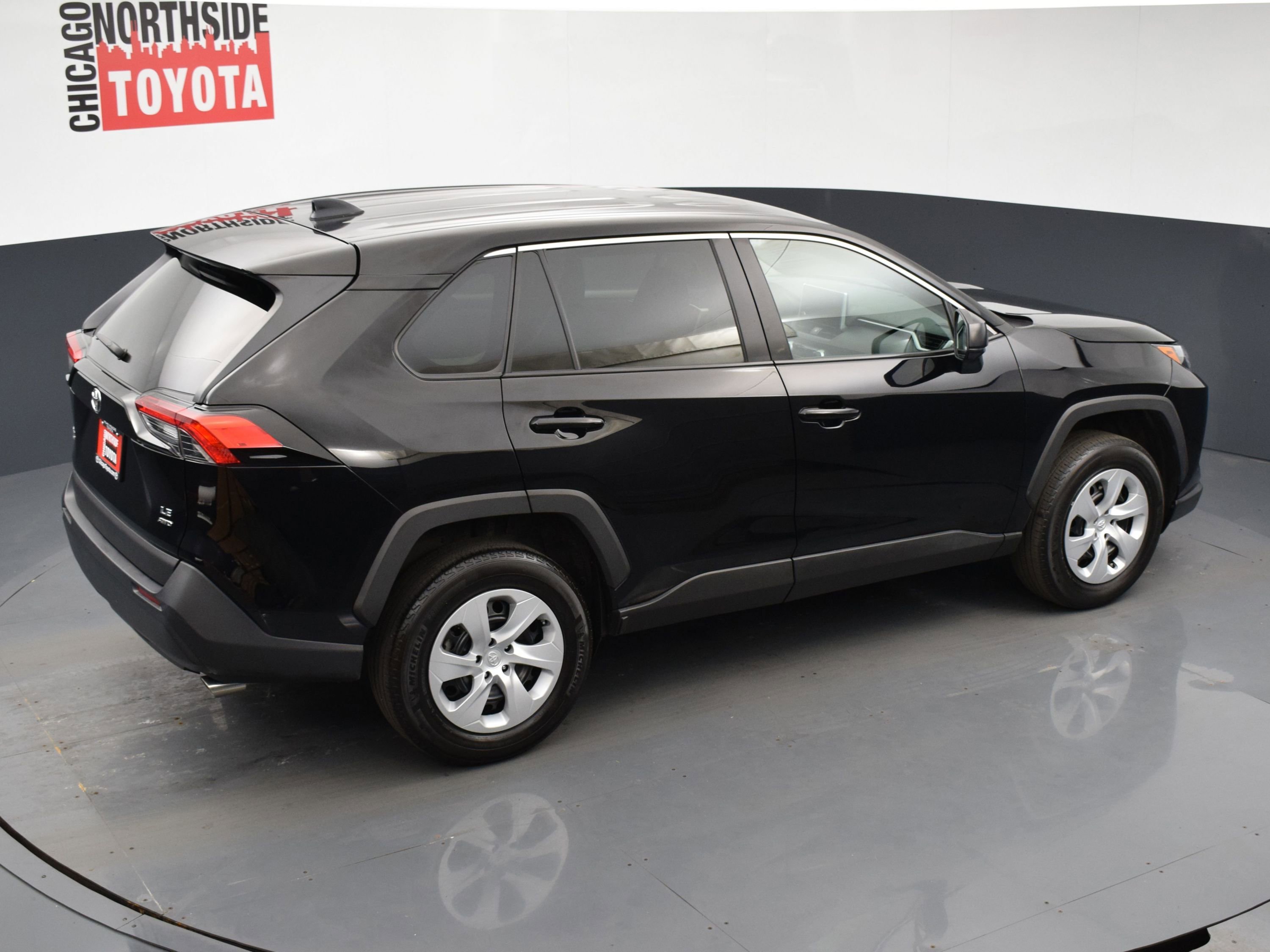 Used 2024 Toyota RAV4 LE image 19