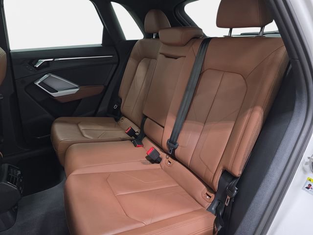 Used 2022 Audi Q3 2.0T Premium w/ Convenience Package AWD/4WD image 13