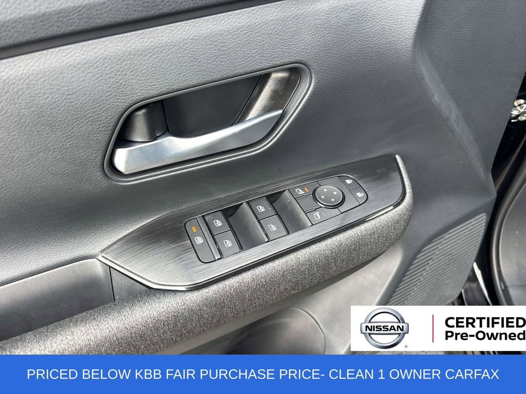 Used 2025 Nissan Kicks SV image 15