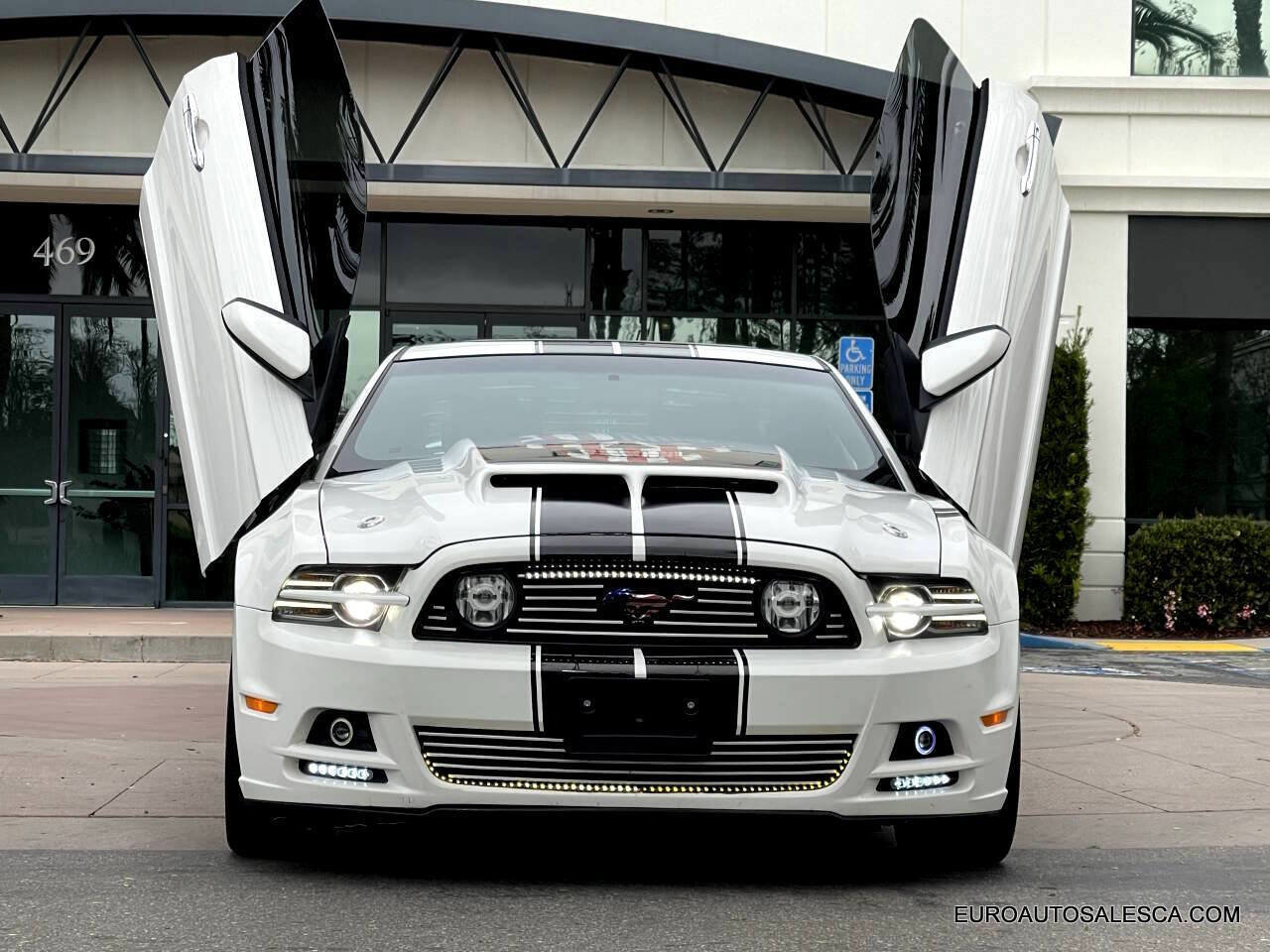 Used 2013 Ford Mustang GT Premium w/ Security Pkg image 11