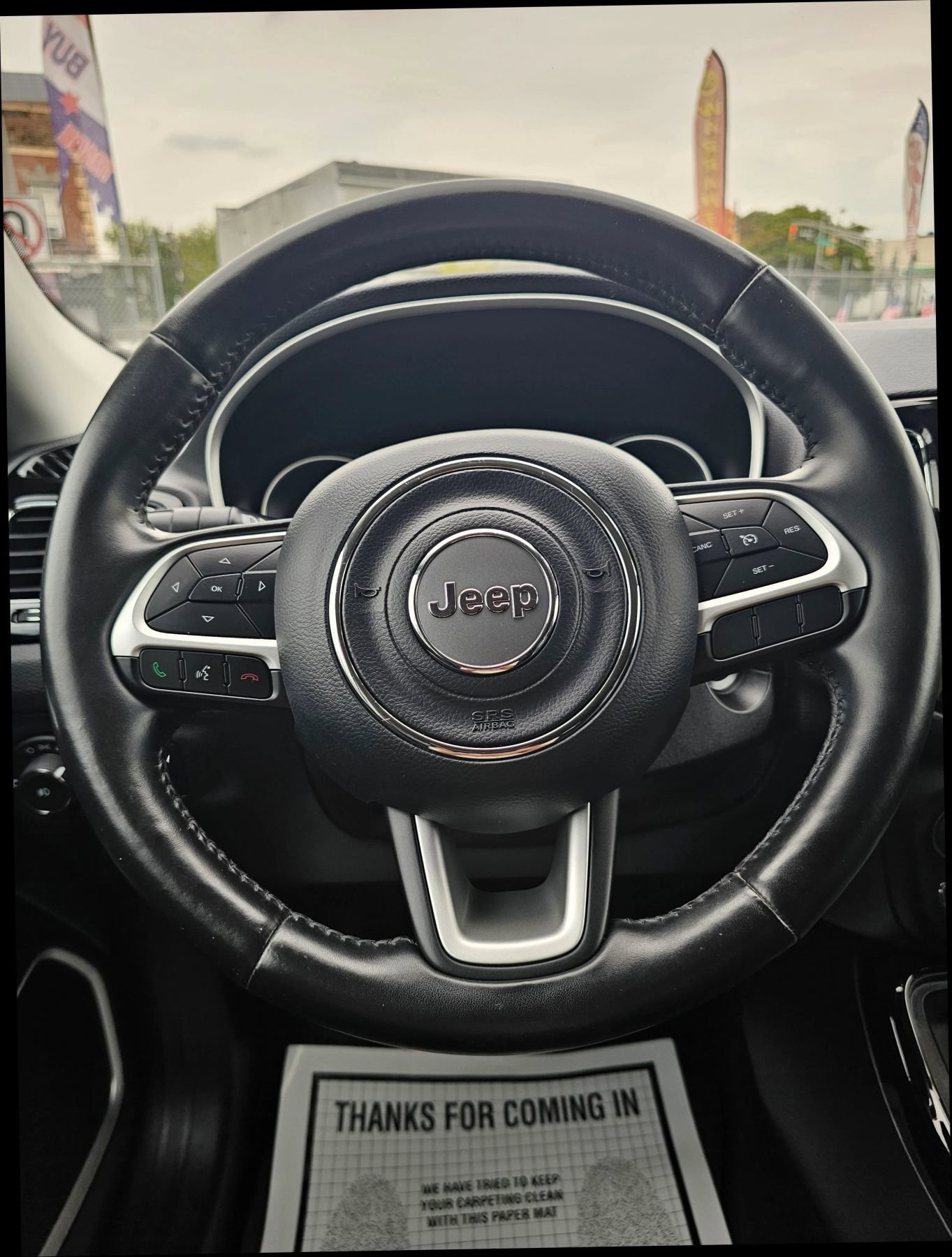 Used 2019 Jeep Compass Latitude image 14