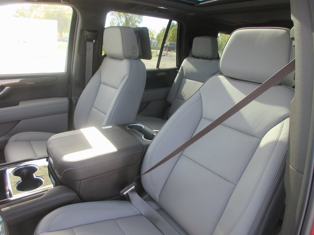 New 2026 GMC Yukon Elevation w/ Elevation Premium Package image 13