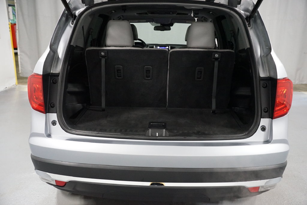 Used 2017 Honda Pilot Touring image 34