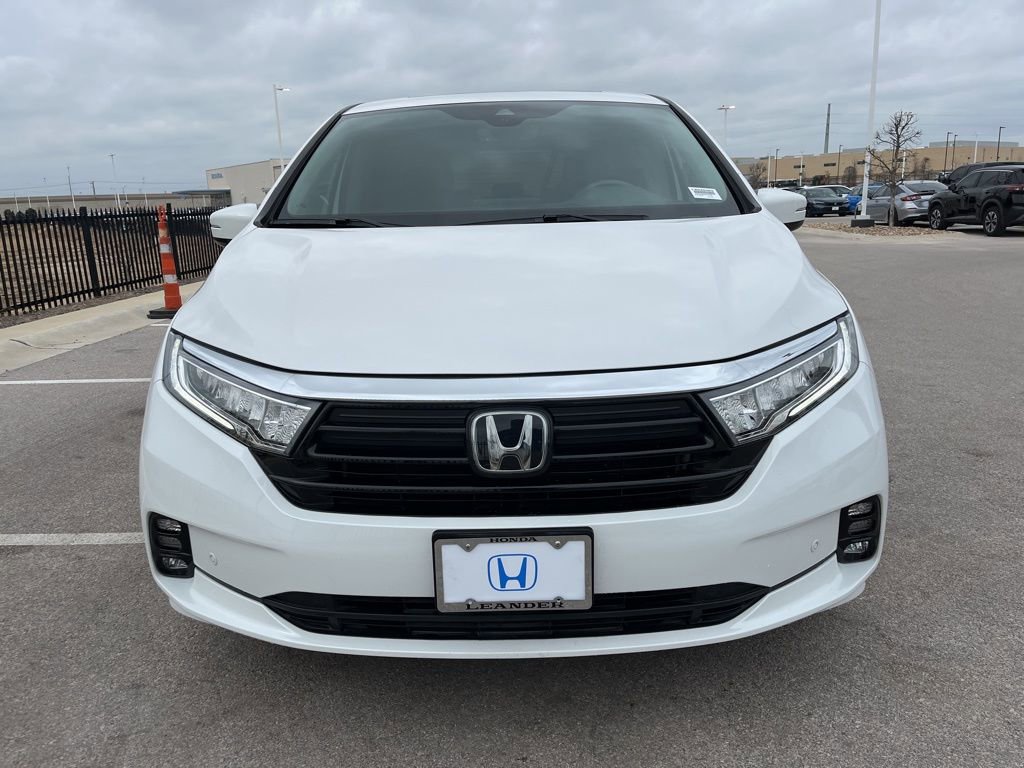 Certified 2024 Honda Odyssey Elite image 2