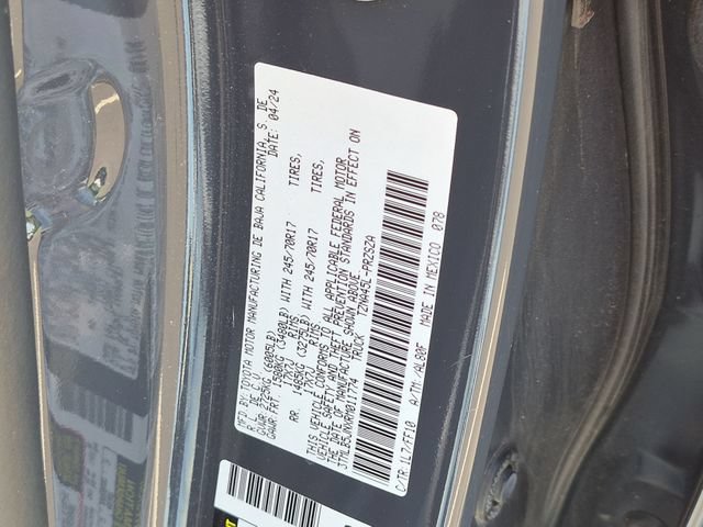 Used 2024 Toyota Tacoma SR5 AWD/4WD image 38