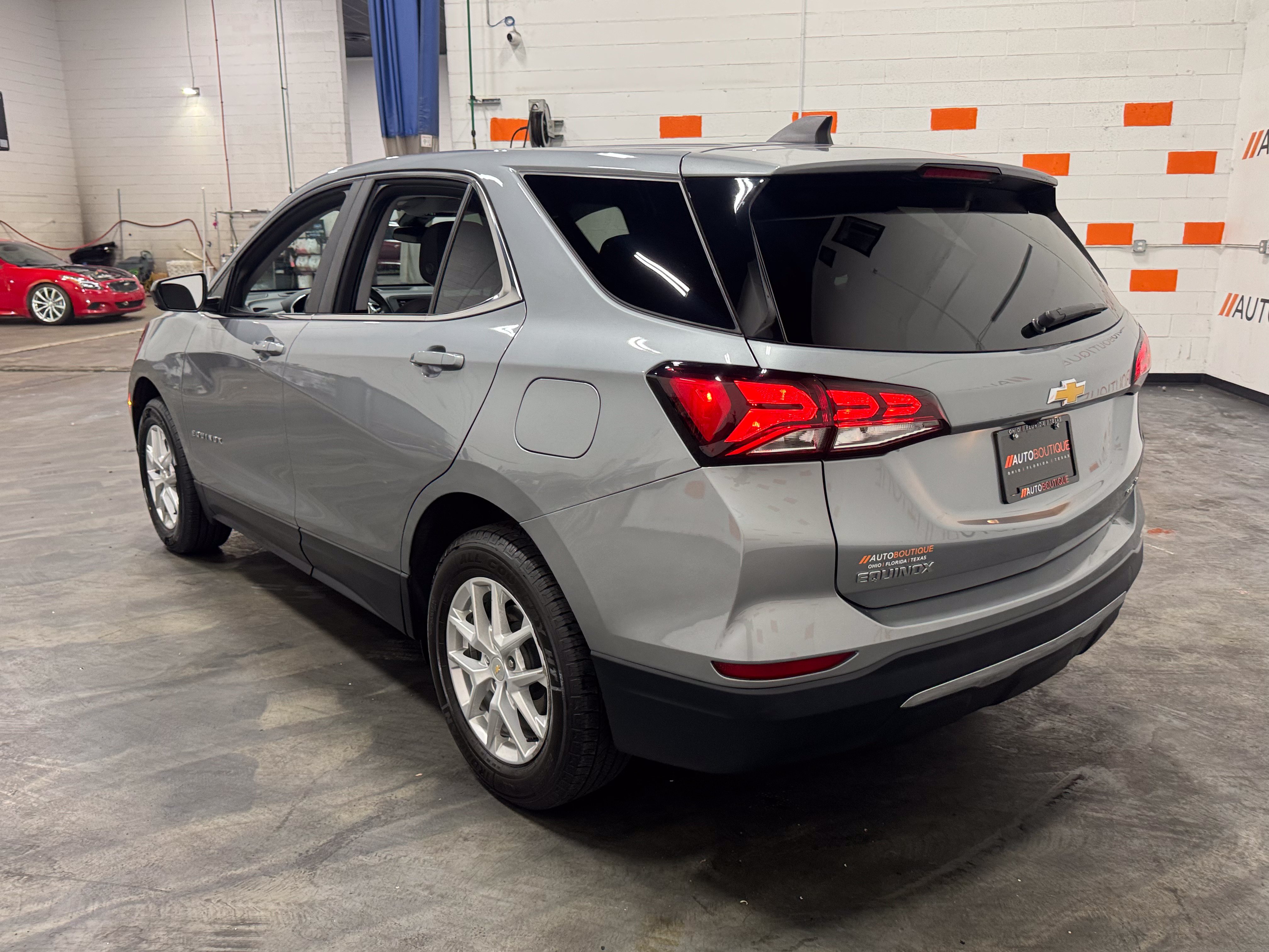 Used 2023 Chevrolet Equinox LT AWD/4WD image 10
