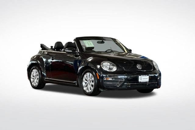 Used 2018 Volkswagen Beetle 2.0T S FWD image 2