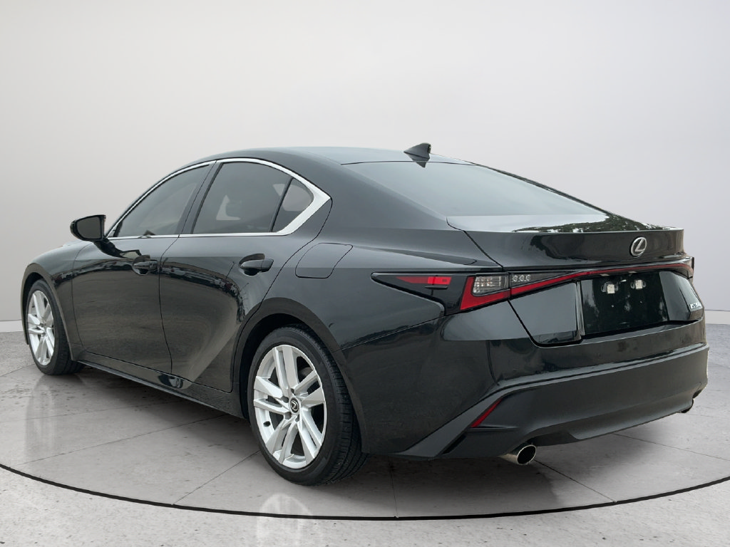 Used 2024 Lexus IS 300 w/ Comfort Package RWD image 4
