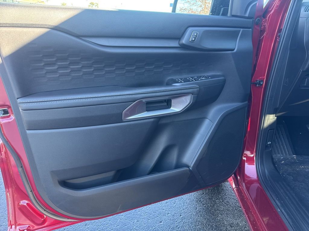 New 2025 Ford Ranger XLT w/ FX4 Off-Road Package image 10