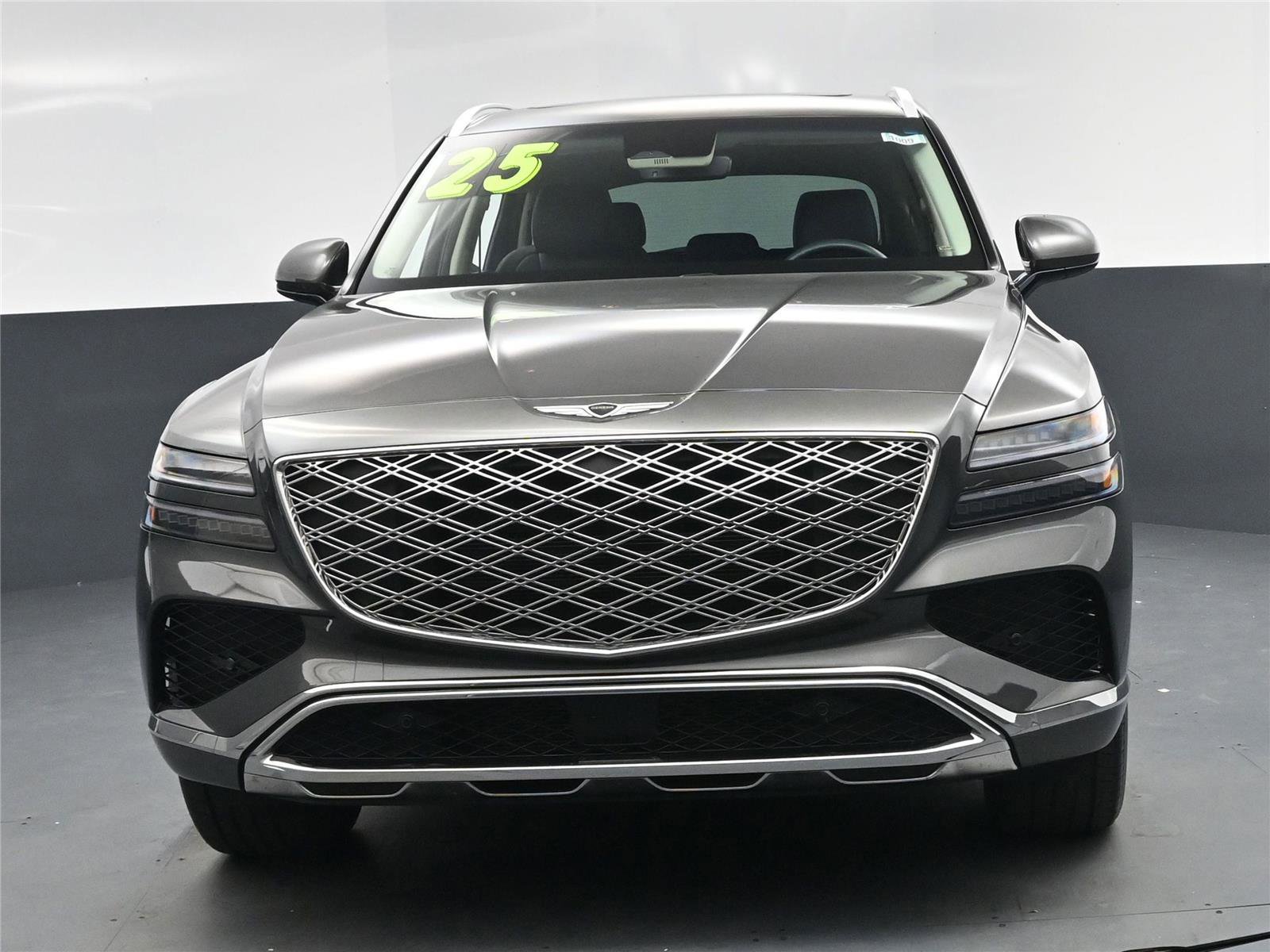 Used 2025 Genesis GV80 2.5T Select image 11