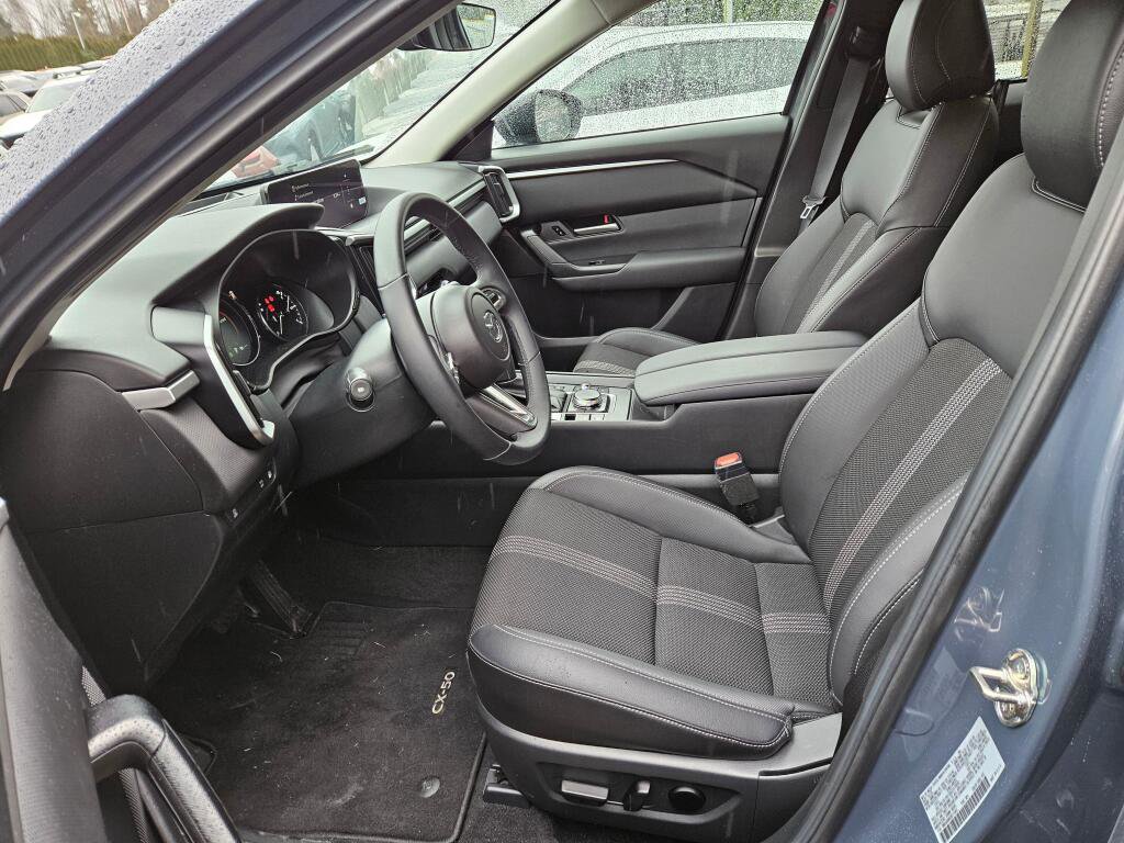 Certified 2025 MAZDA CX-50 2.5 Hybrid w/ Preferred Pkg image 13
