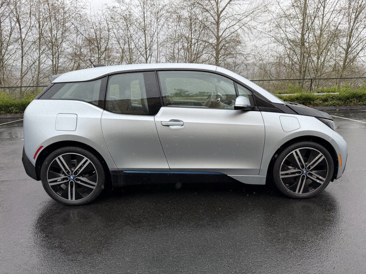 Used 2014 BMW i3 w/ Range Extender image 5