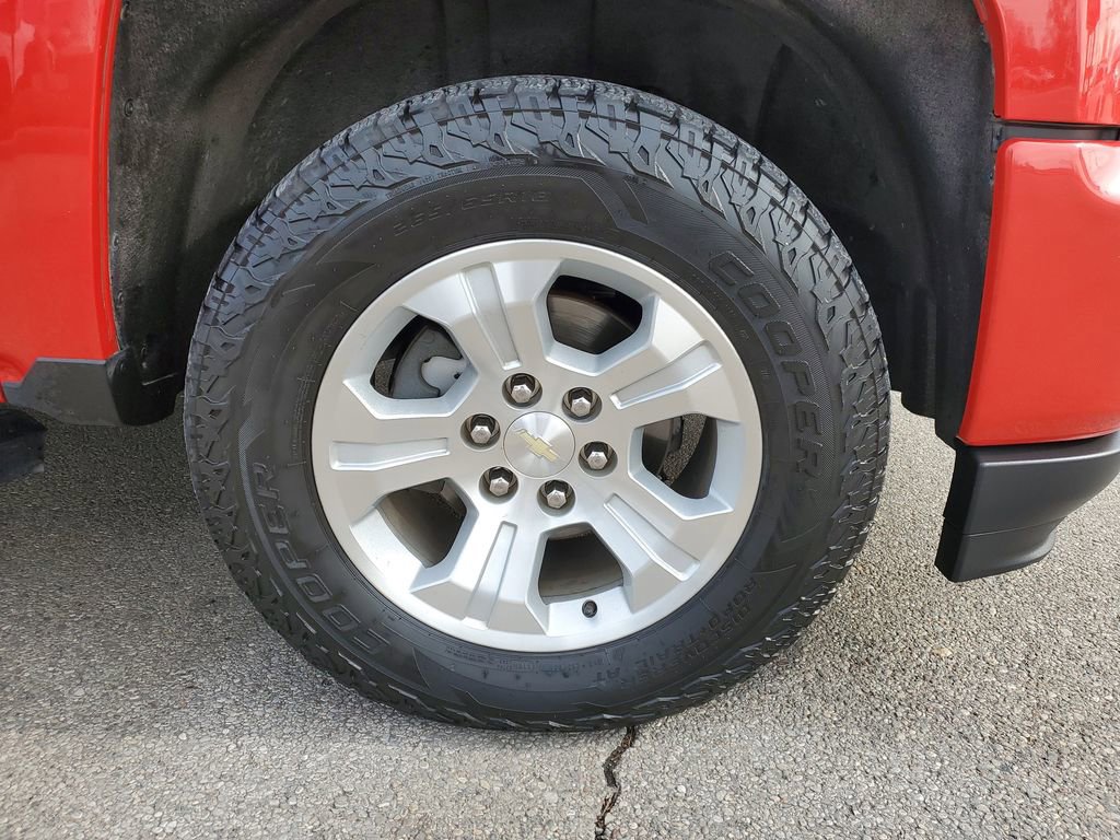Used 2018 Chevrolet Silverado 1500 LT w/ All Star Edition image 5