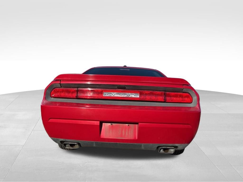Used 2012 Dodge Challenger SXT Plus RWD image 4