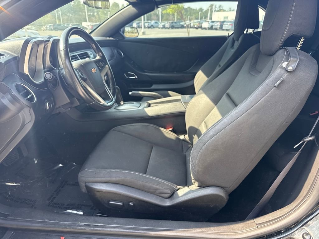 Used 2015 Chevrolet Camaro LT image 13