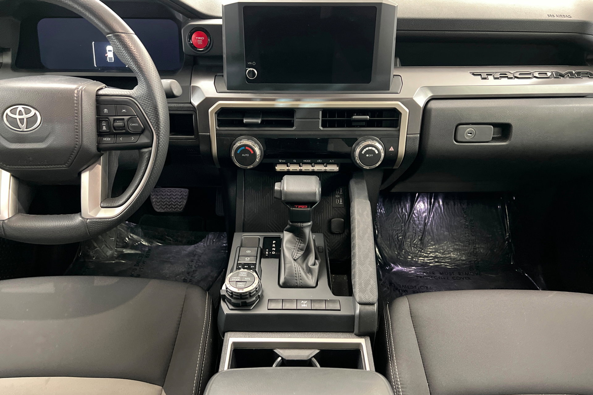 Used 2025 Toyota Tacoma TRD Off-Road AWD/4WD image 14