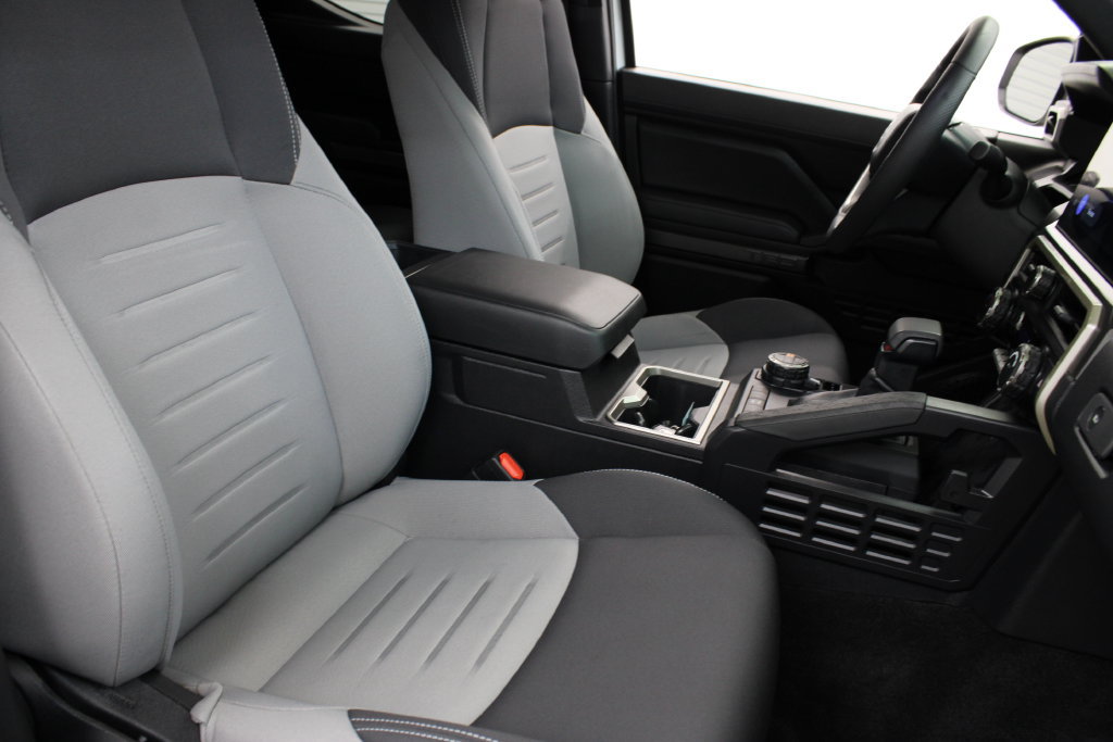 Used 2025 Toyota Tacoma TRD Off-Road AWD/4WD image 22