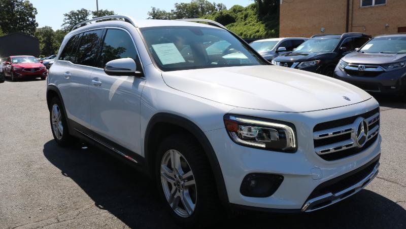Used 2020 Mercedes-Benz GLB 250 w/ Premium Package image 3